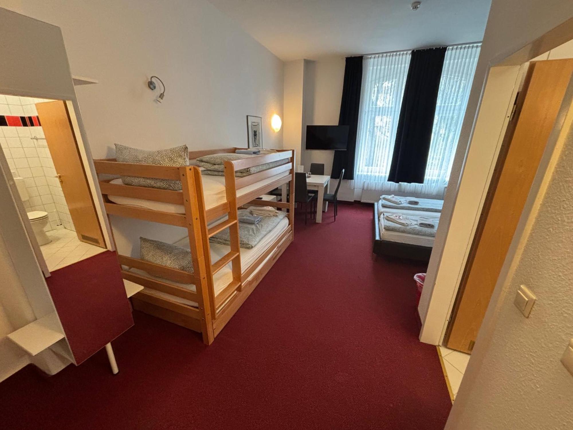 Bornholmer Hof Im Prenzlauer Berg Berlino